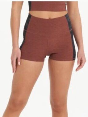 Vuori Aspire Elevation Shorty Colorblock Mini Shorts